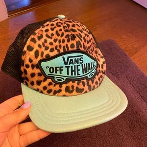 Woman’s van SnapBack
